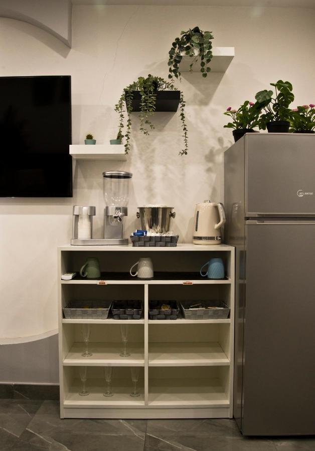 Suite Napoli Sotterranea Con Jacuzzi エクステリア 写真