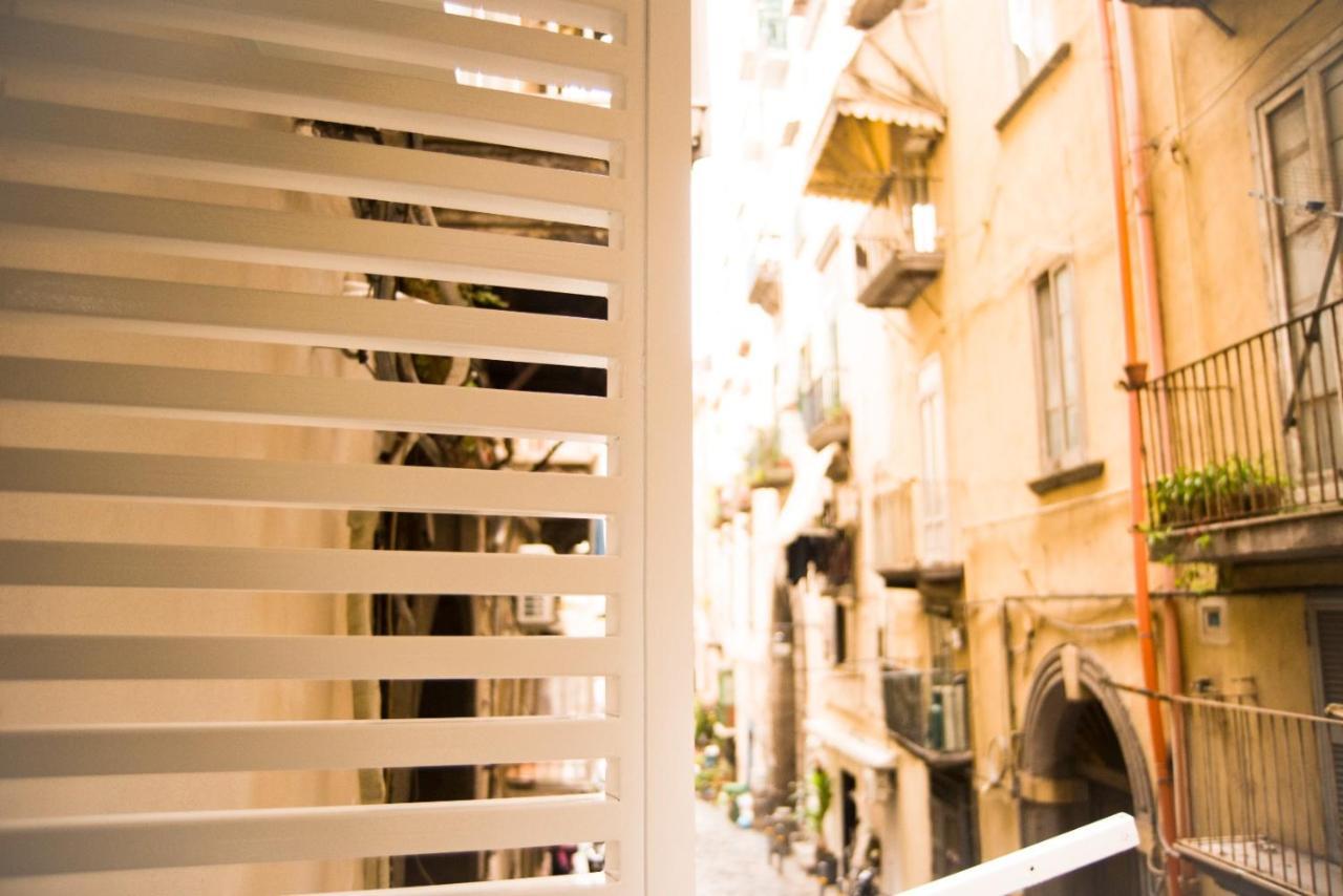Suite Napoli Sotterranea Con Jacuzzi エクステリア 写真